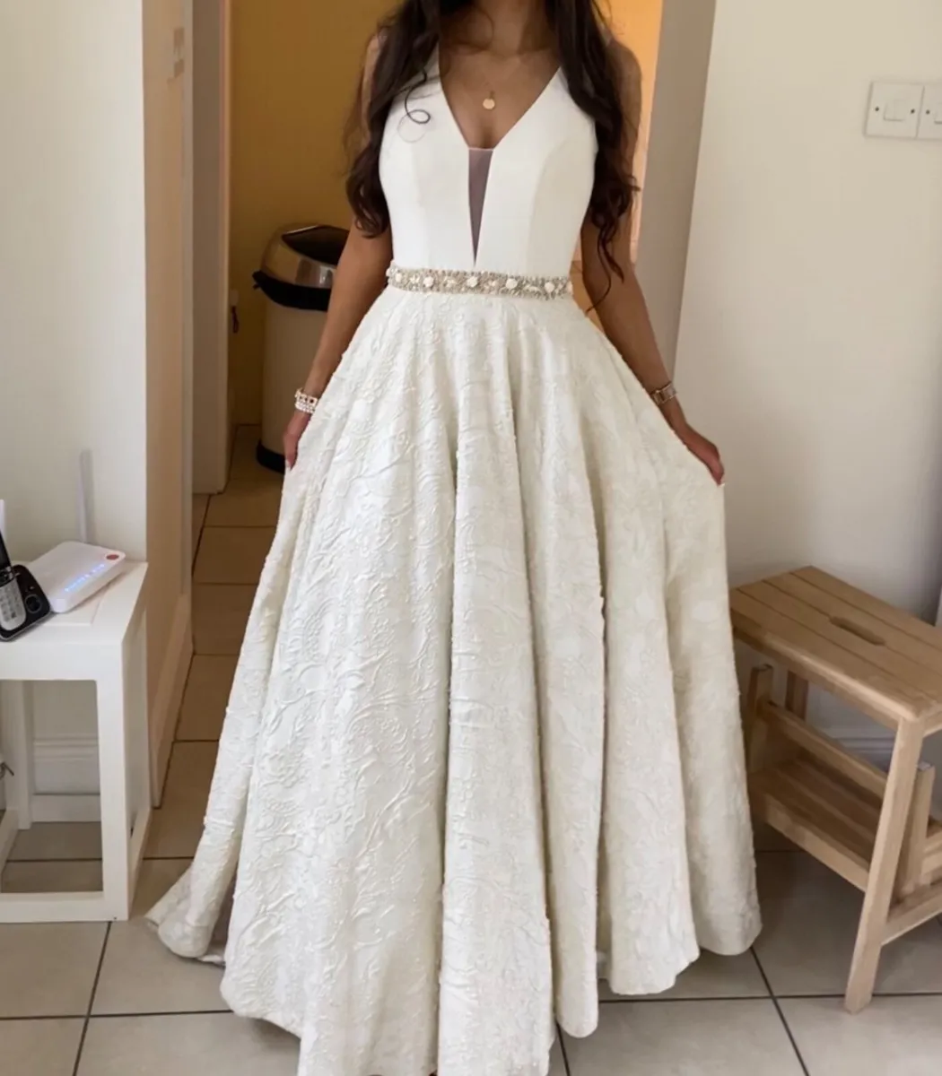 Debs dress - Image 1