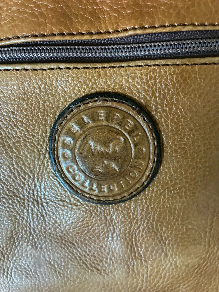 Quality Leather Travel Bag - Image 3