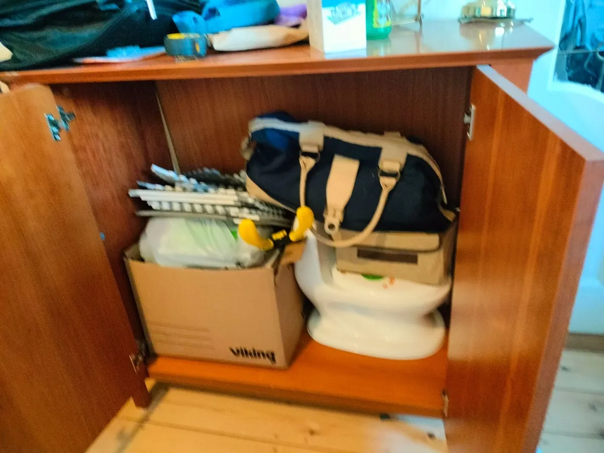 Cabinets - Image 2