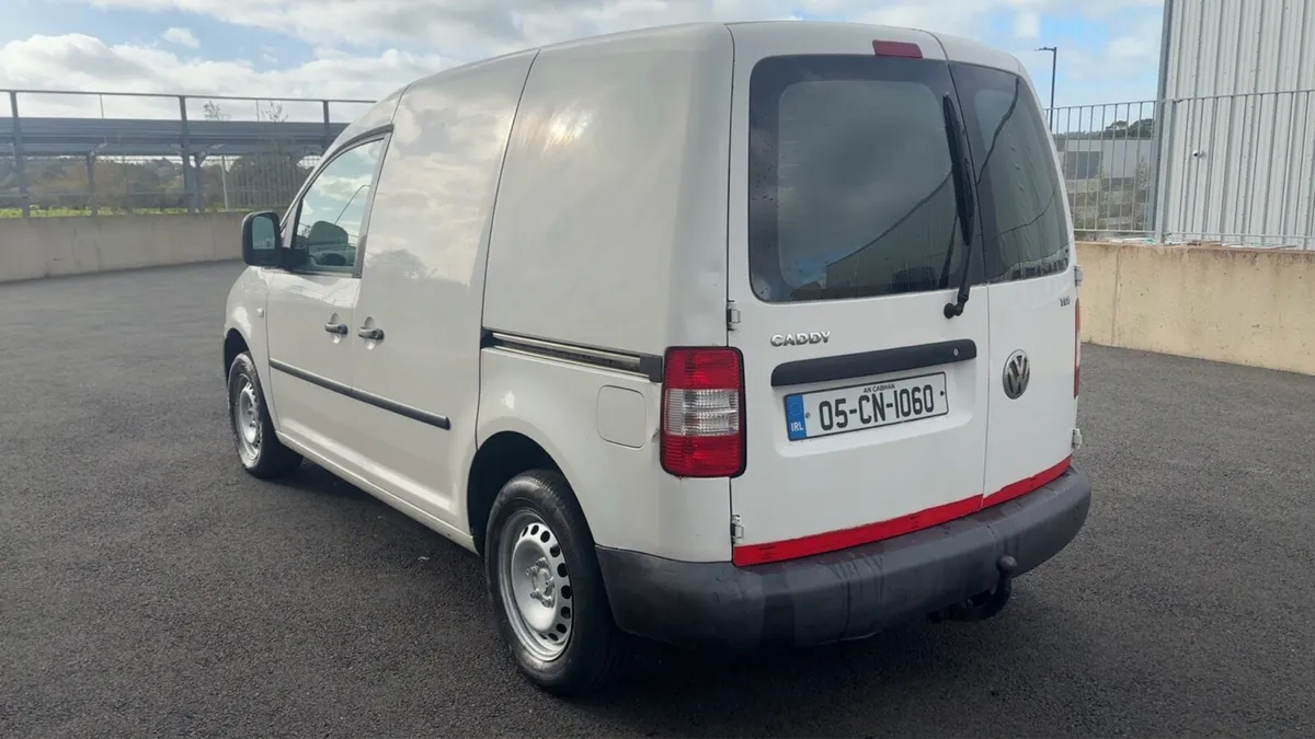 Volkswagen caddy 1.9 tdi NEW DOE 11/27 - Image 4