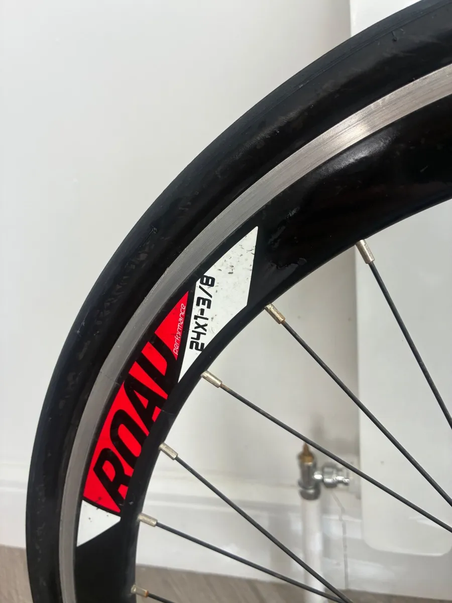 Kids racer bike 24inch - Image 1