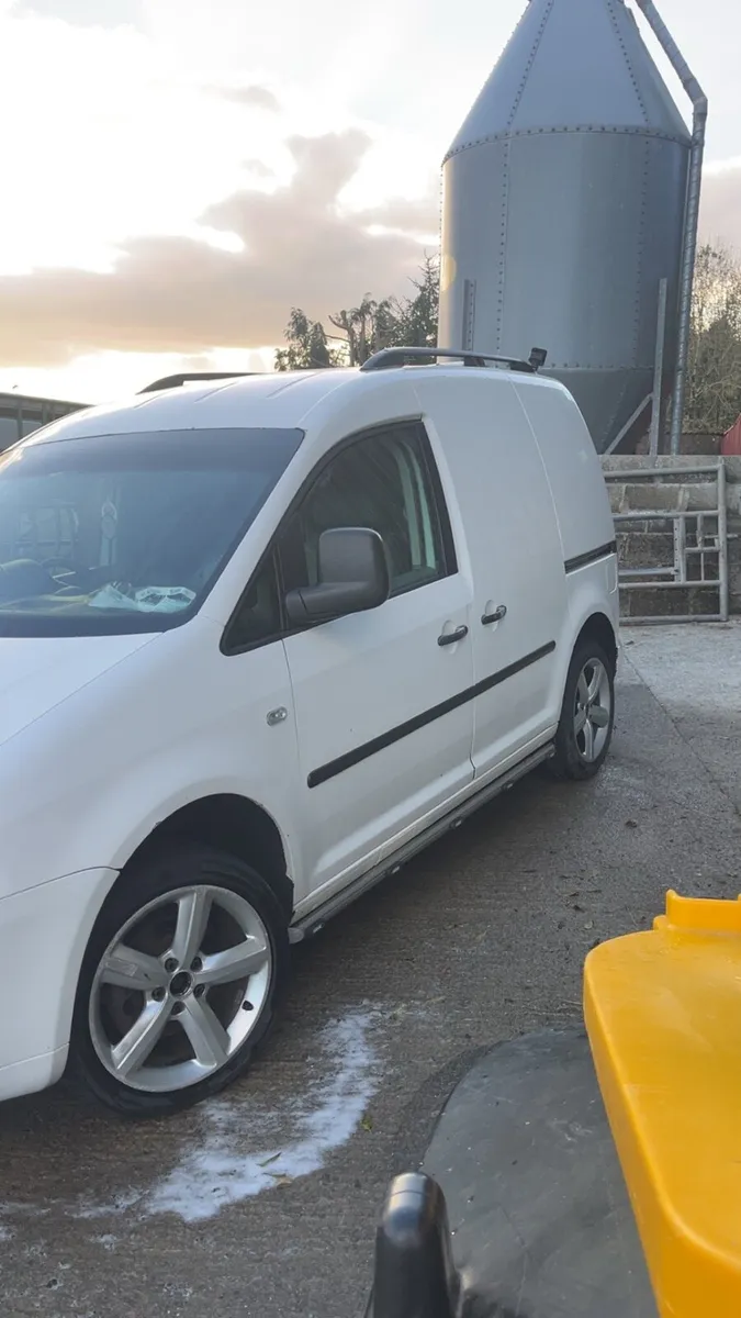 Caddy van - Image 4