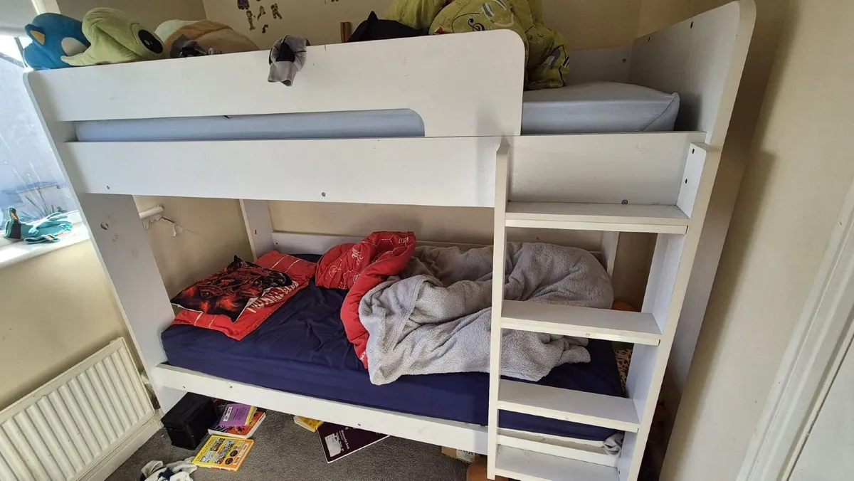 bunk bed
