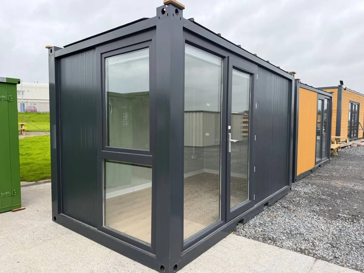 Insulated Garden Office/Garden Room–2.2m×3.9m - Image 4
