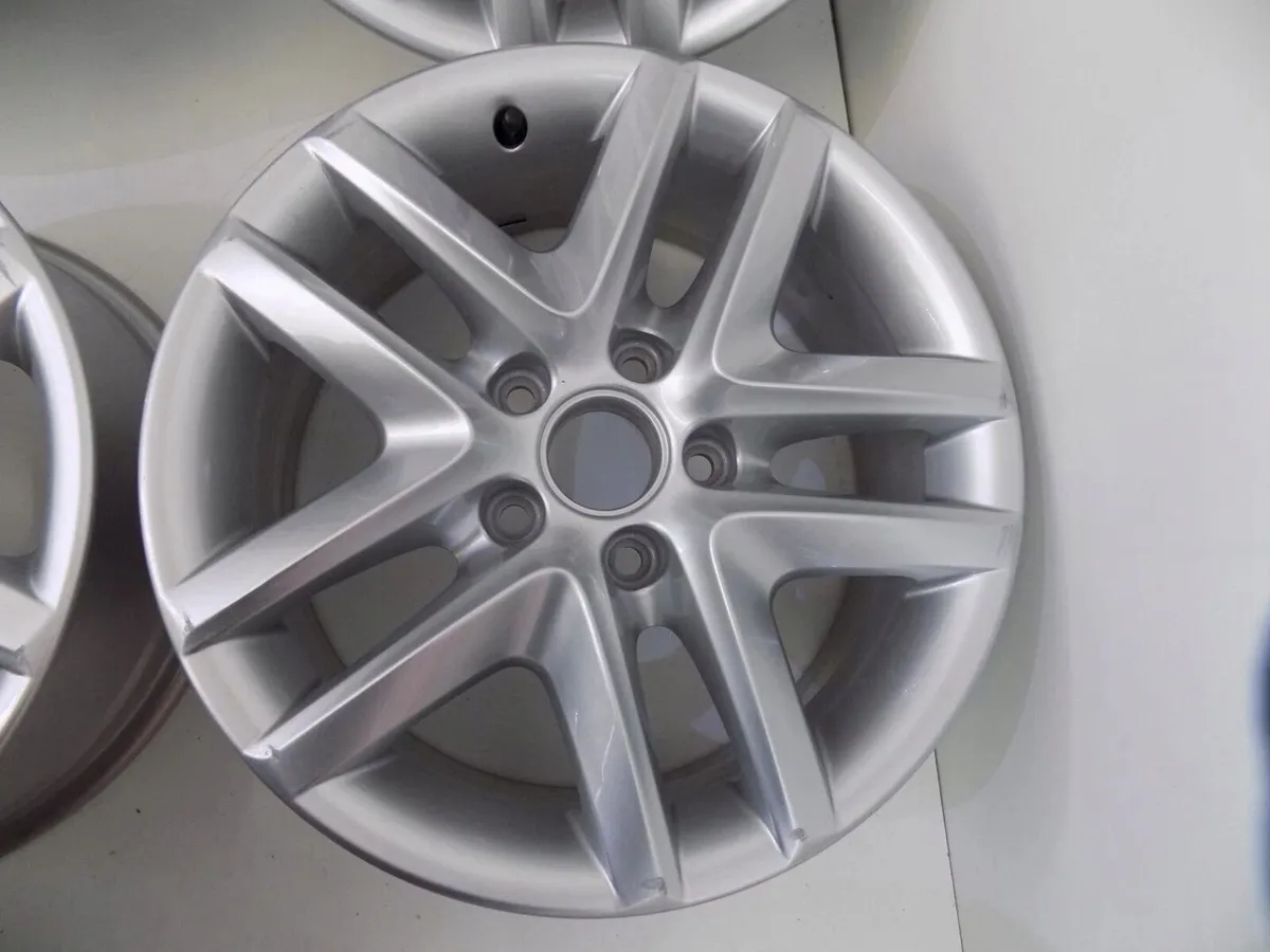 Genuine VW Tiguan 16” San Francisco Alloy Wheels - Image 4