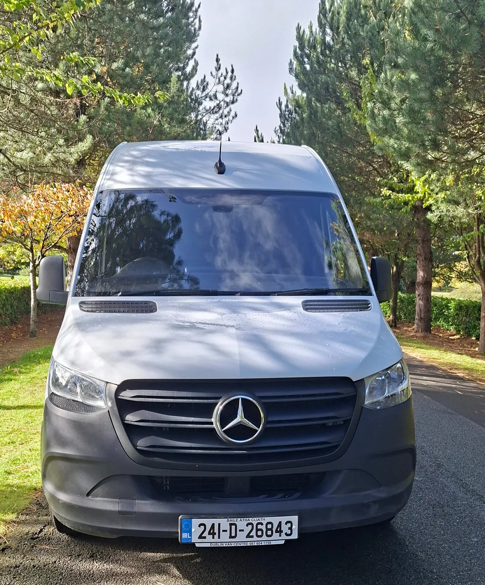 2024 Mercedes Sprinter Automatic DOE 10 / 27 - Image 3
