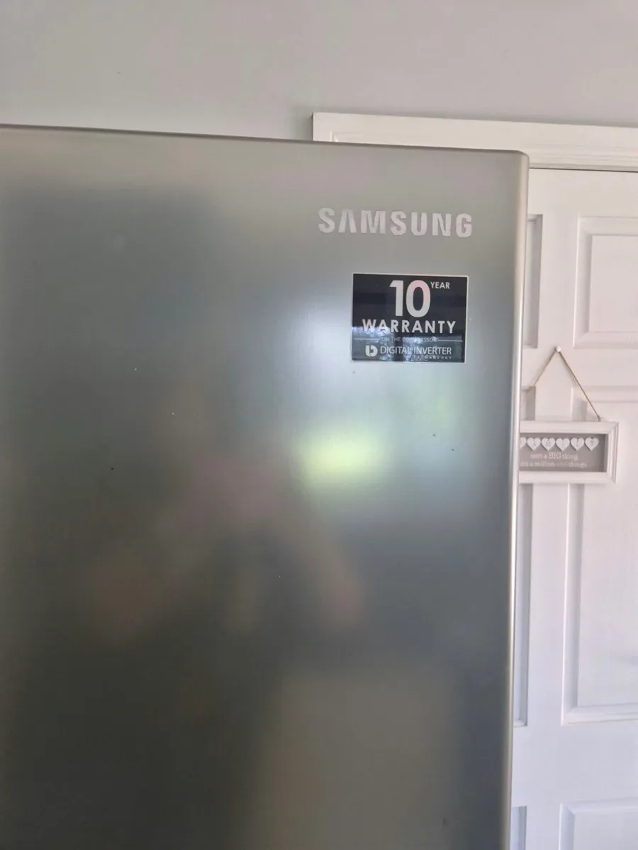Fridge freezer - Image 1