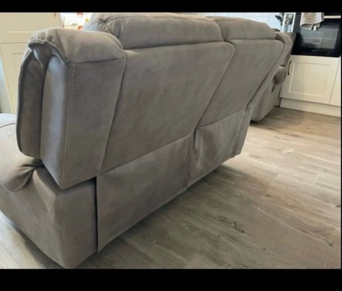 Two seater sofas x2 - Image 3