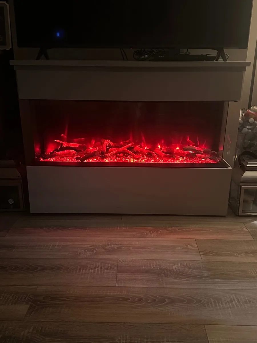 Henley Electric Fire/Stove for Sale - Image 1