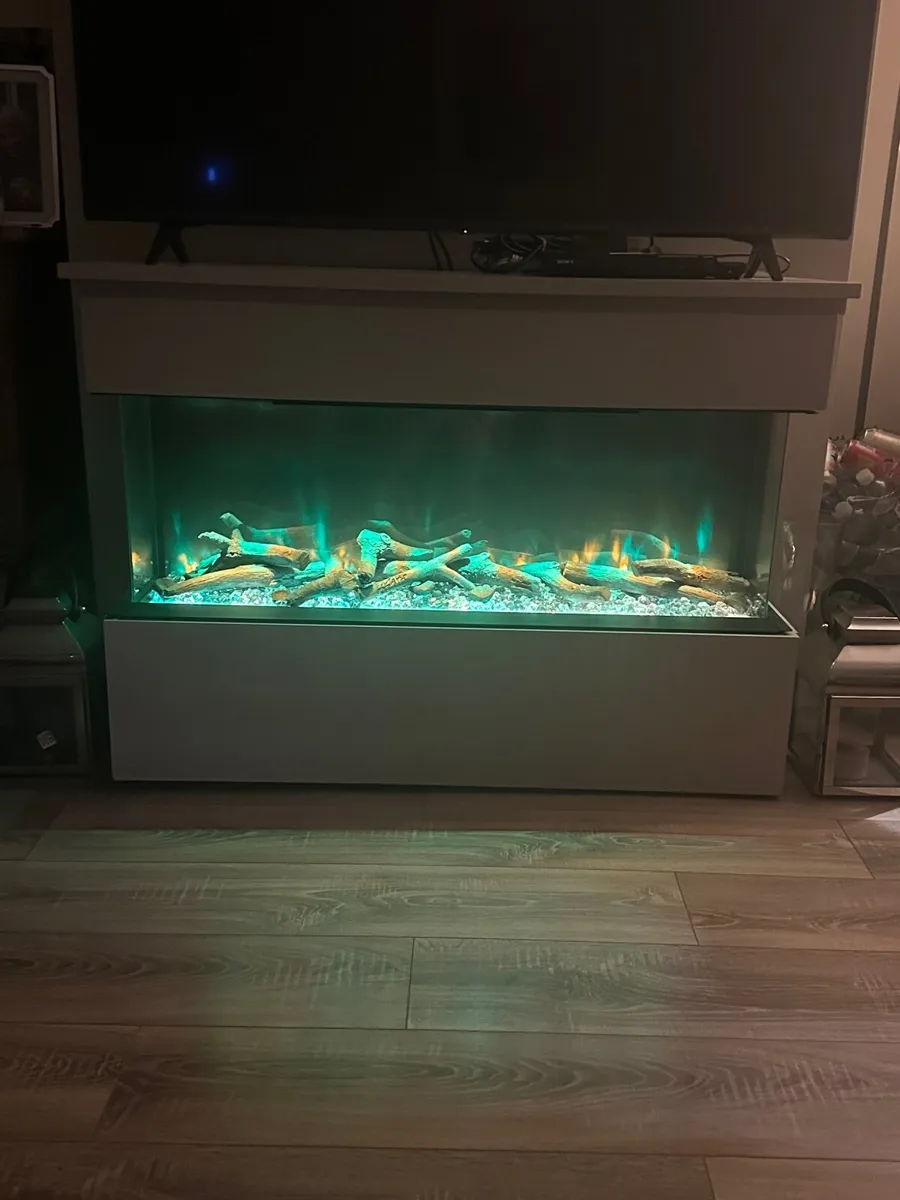 Henley Electric Fire/Stove for Sale - Image 2