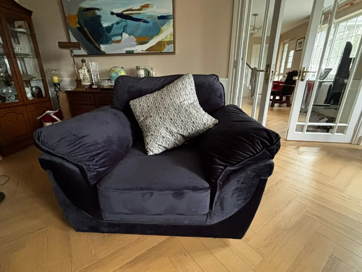 Sitting Room Furniture - Image 3