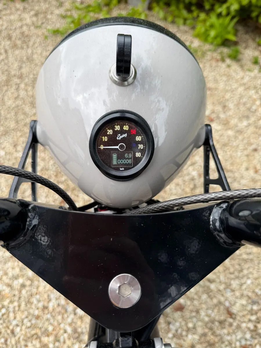 Eysing Electric E-Moped - Image 2