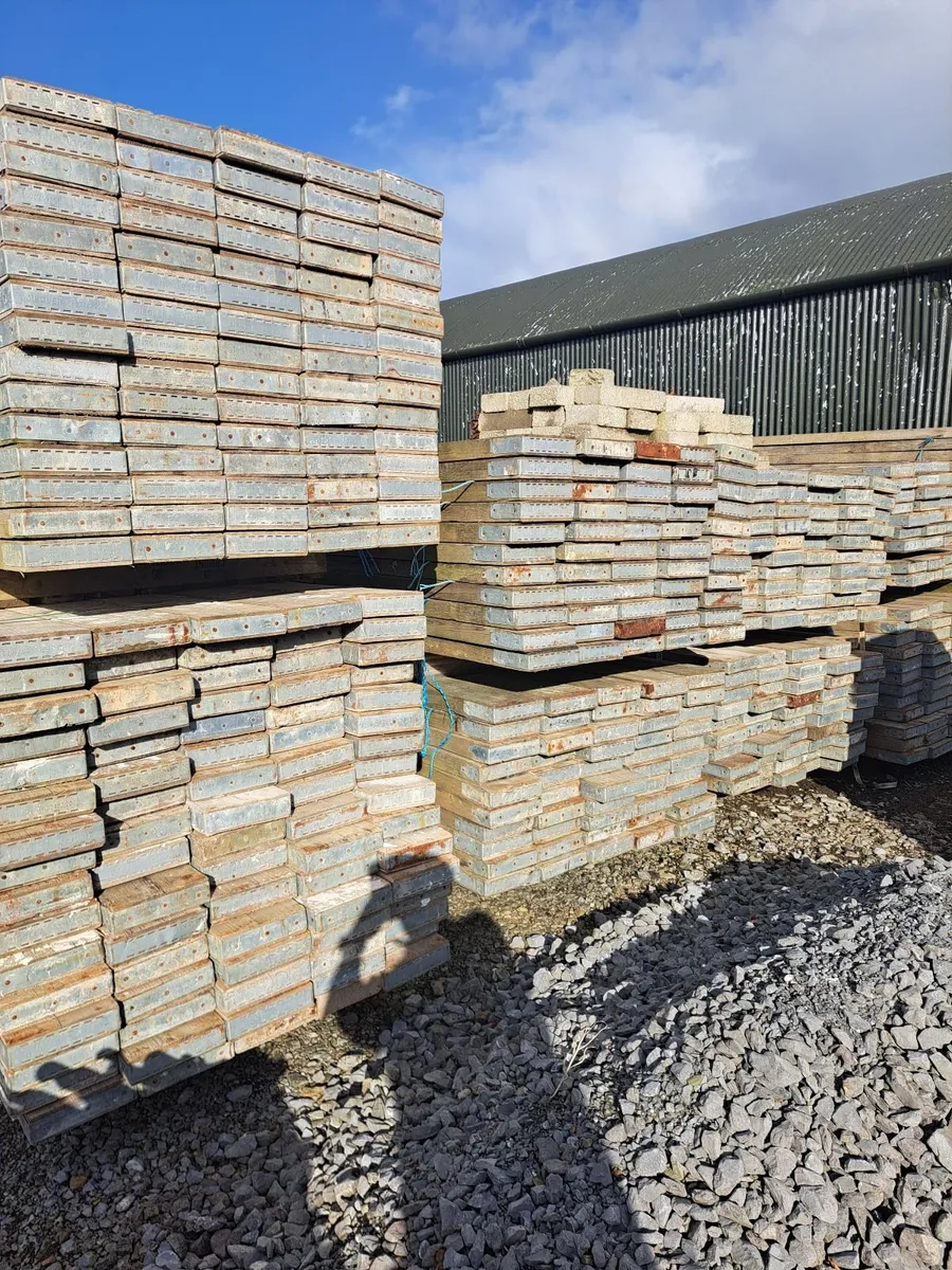 Scaffolding boards - Image 1
