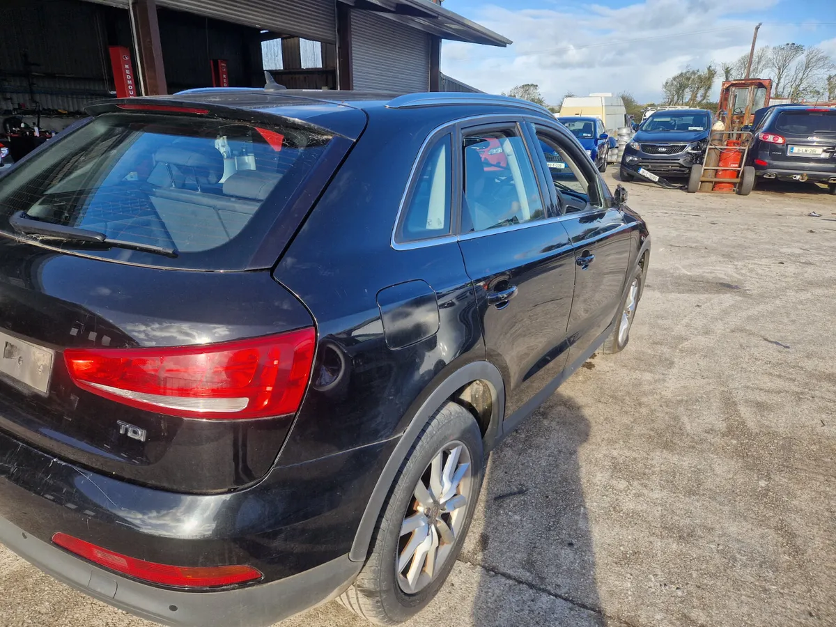 12 Audi Q3 2.0 TDI for breaking - Image 4