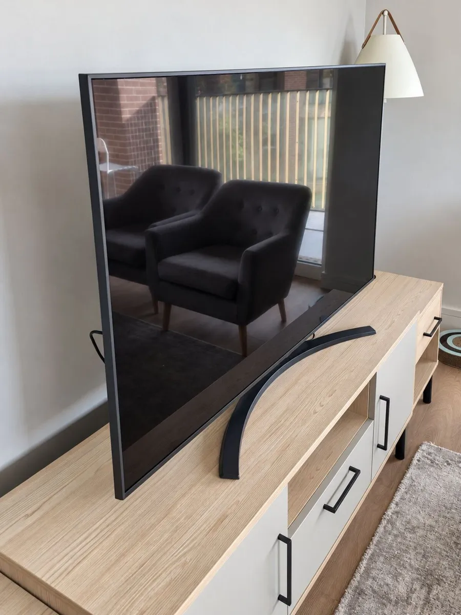 LG NanoCell 55-inch Smart TV + Remote & Stand - Image 2