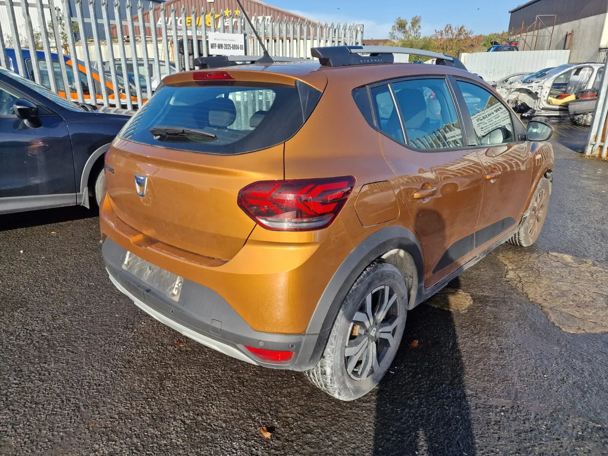 22 DACIA SANDERO STEPWAY  1.0 P FOR BREAKING - Image 4