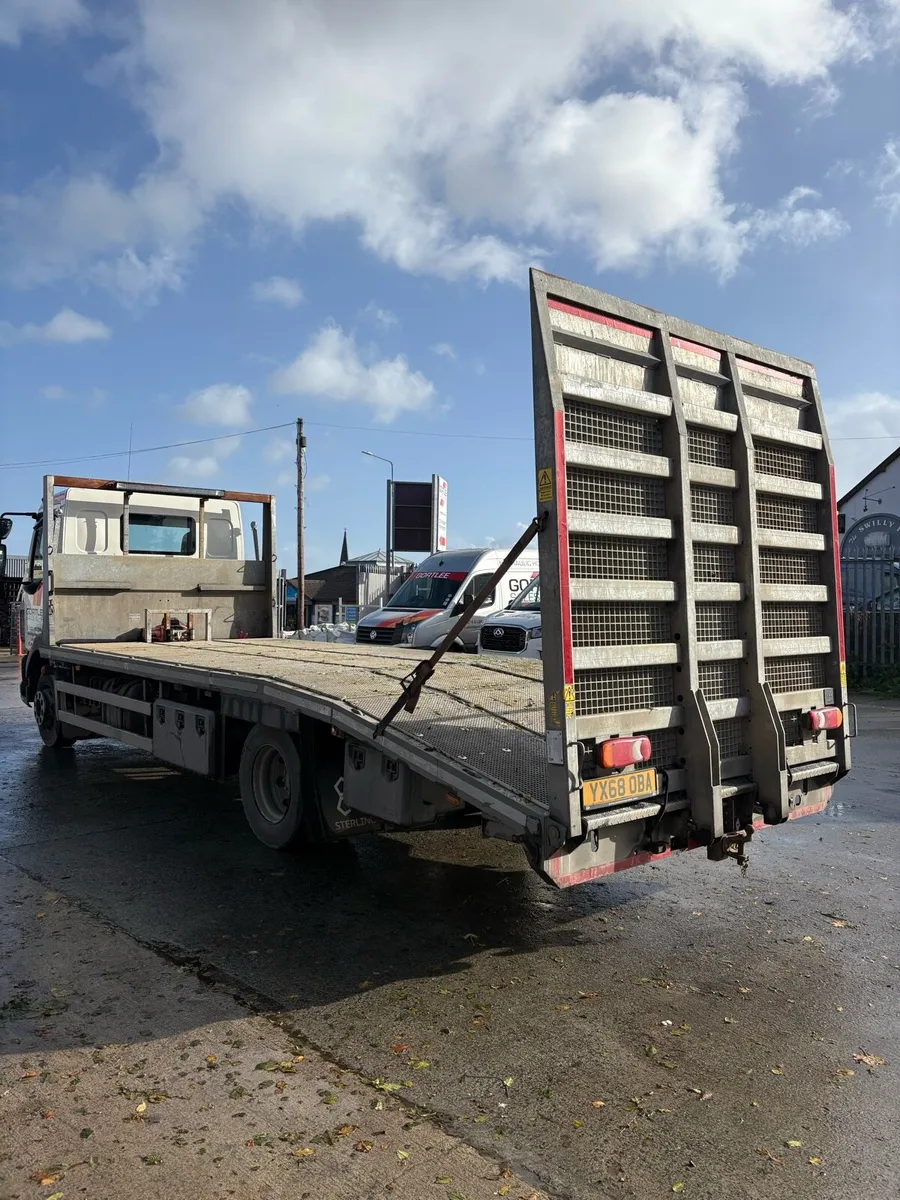 2018 DAF LF230 Beavertail 4x2 - Image 4