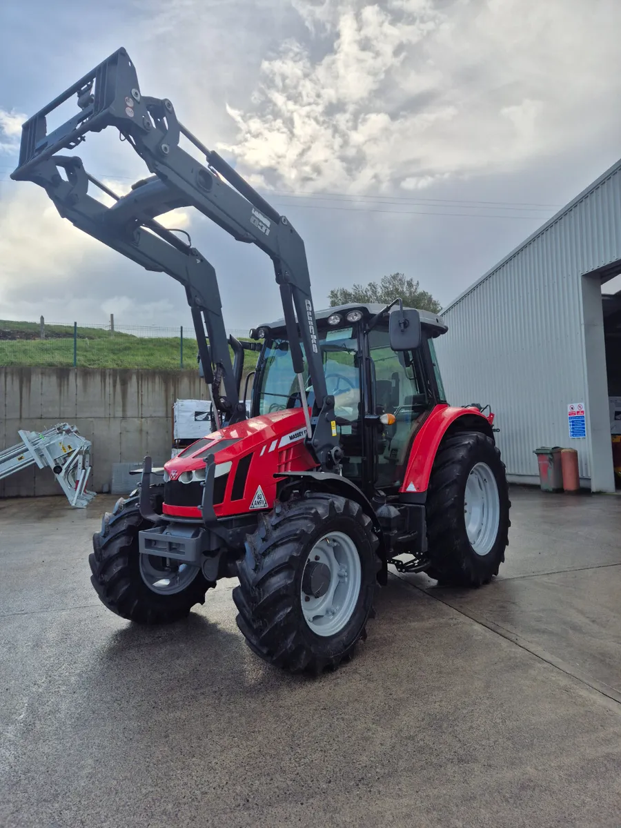 Massey ferguson - Image 1