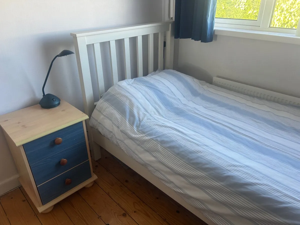 single bed and side locker - Image 2