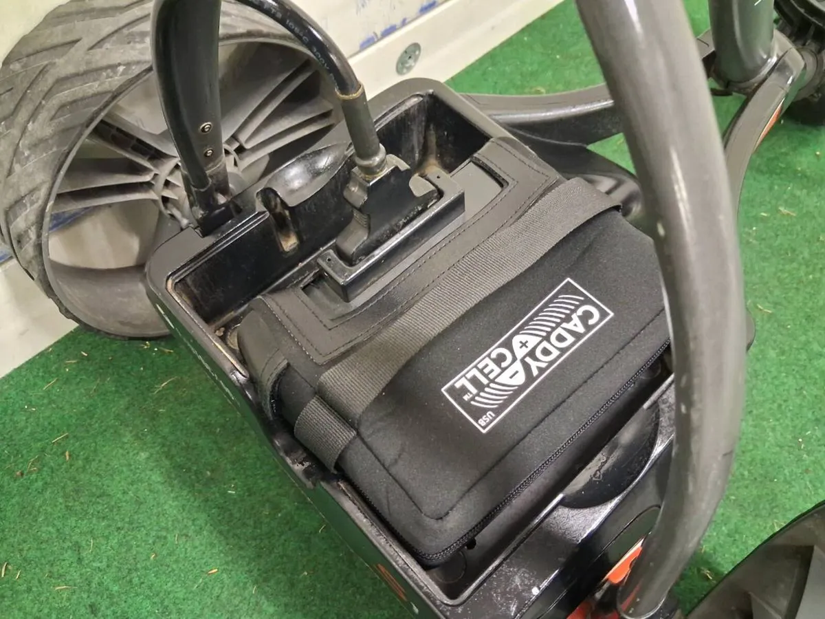 Motocaddy S1 and 18 hole lithium battery - Image 4