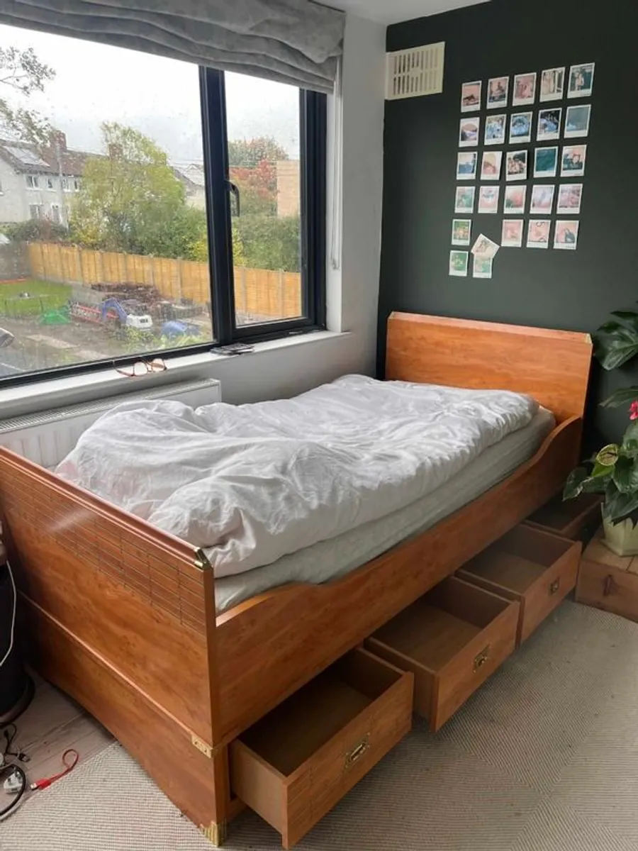 Gautier single bed with brass fittings and handles - Image 4