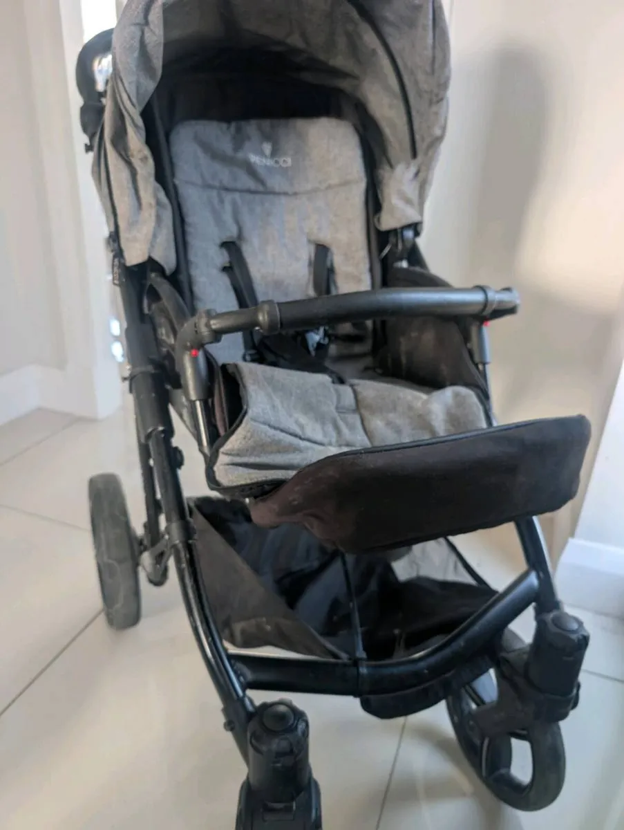 Buggy and stroller - Image 3