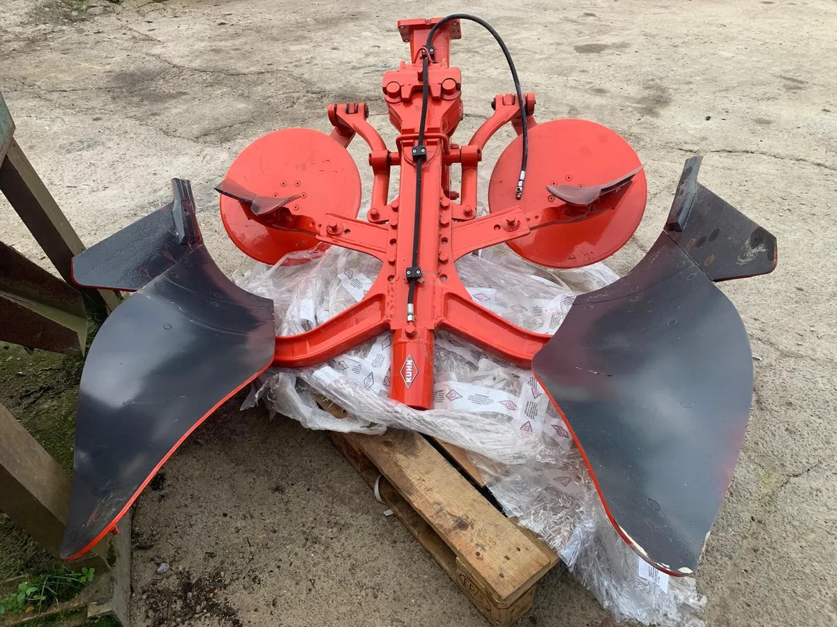 KUHN FURROW C/W DISCS - Image 3