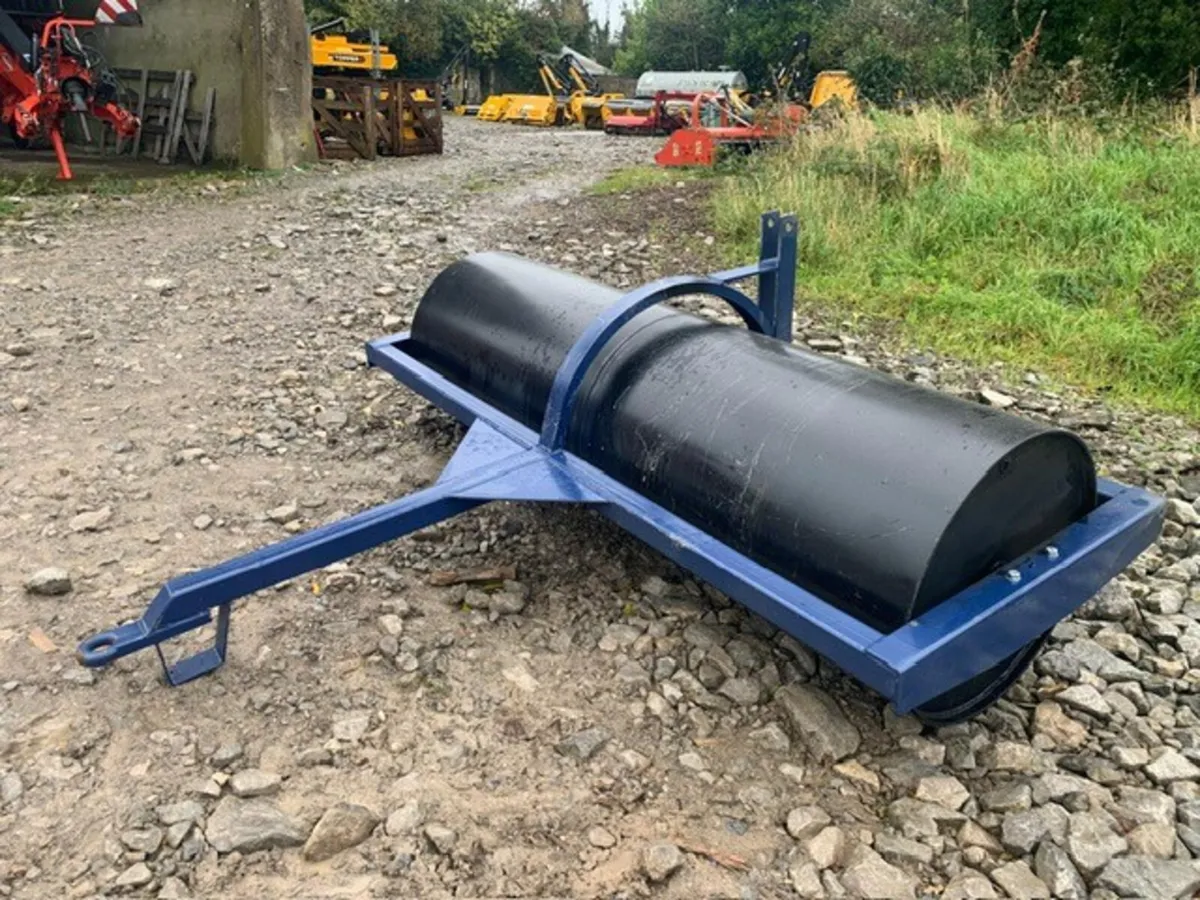 GORMLEY 8' X 30" LANDROLLER - Image 1