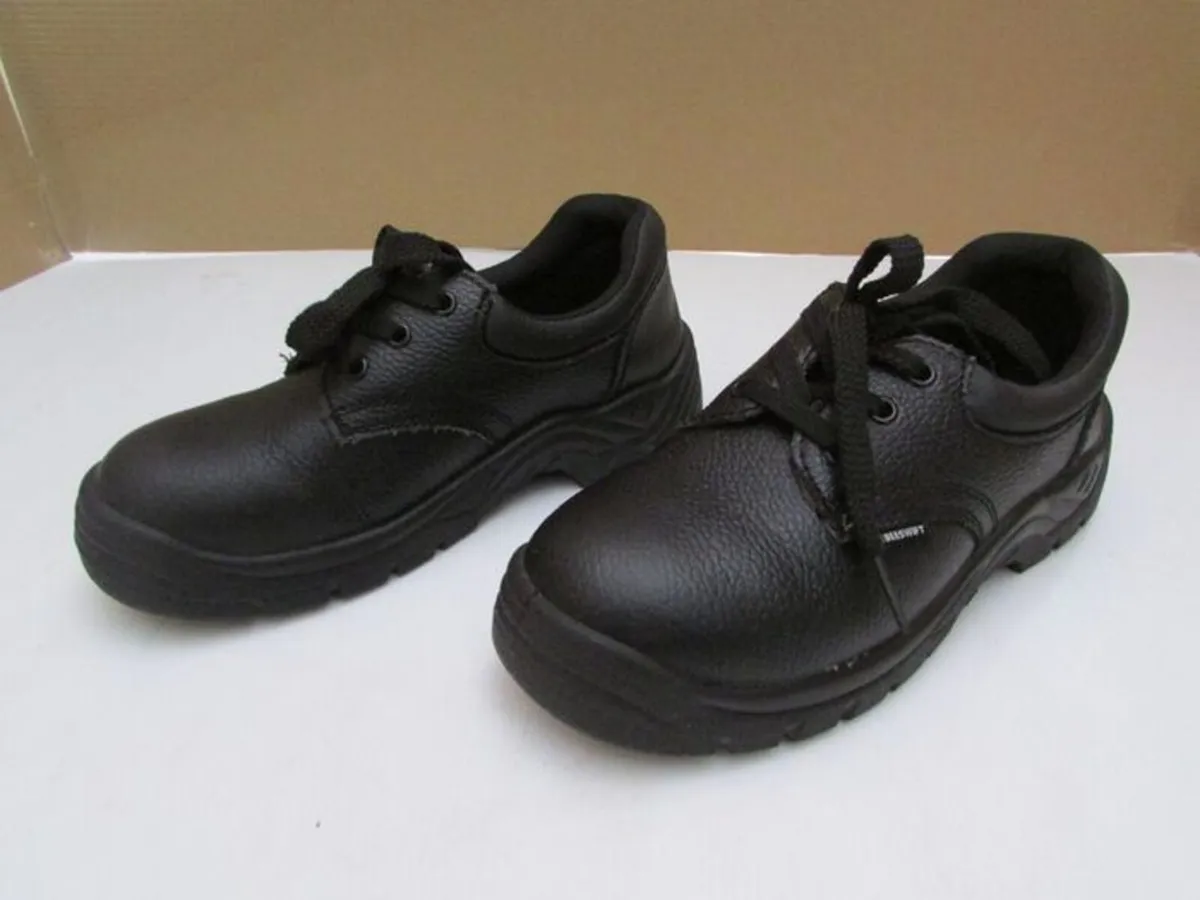 Black Safety Work Shoes - Image 1