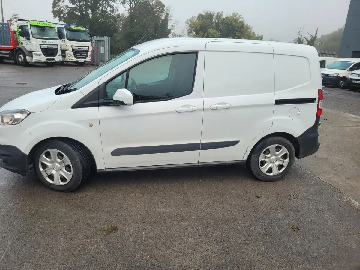 Ford Transit 2018 - Image 2