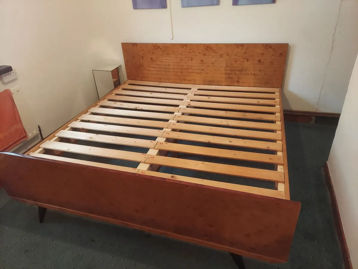 Art nouvelle double bed - Image 1