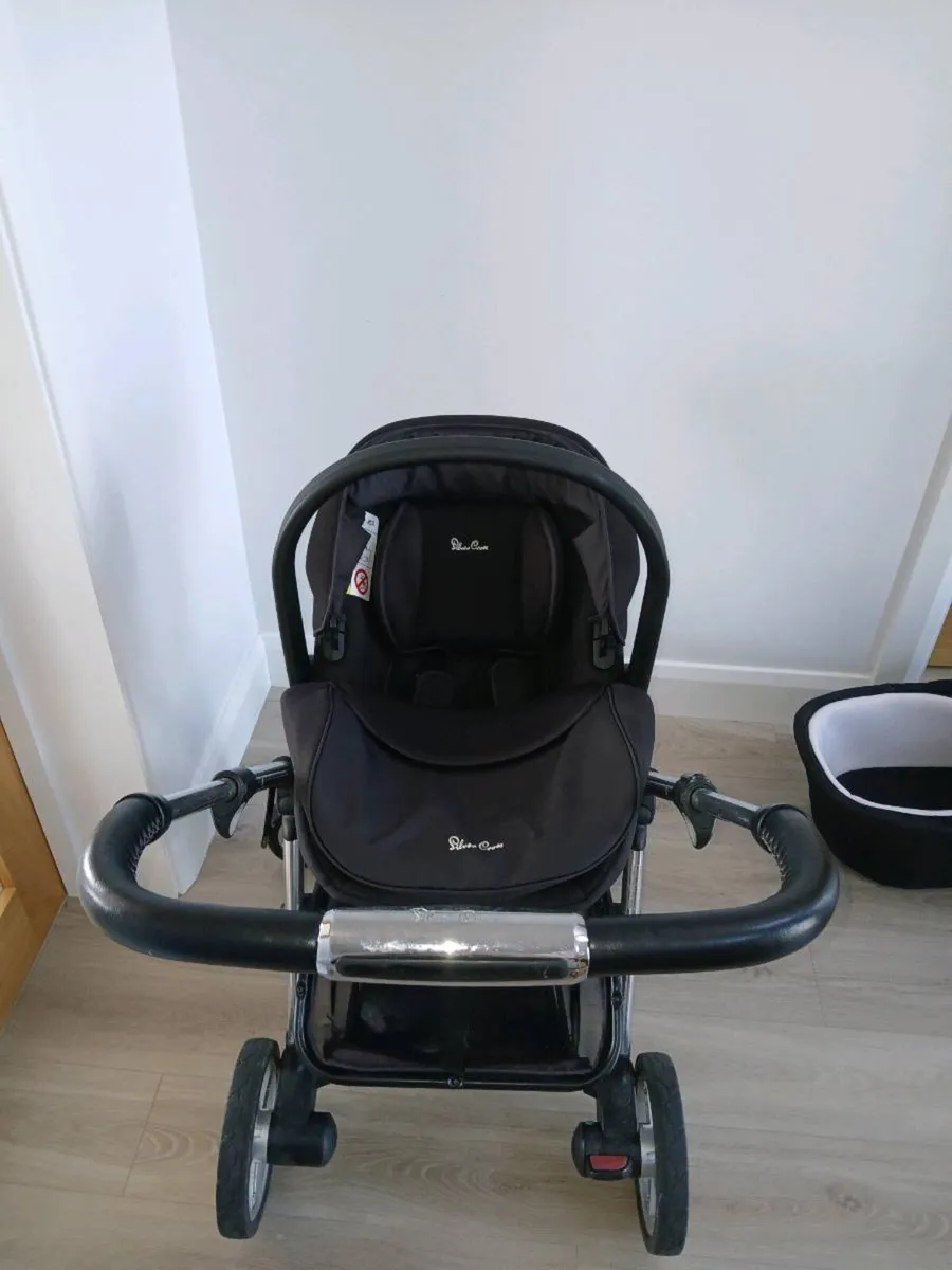 Silver Cross Travel System - Image 3