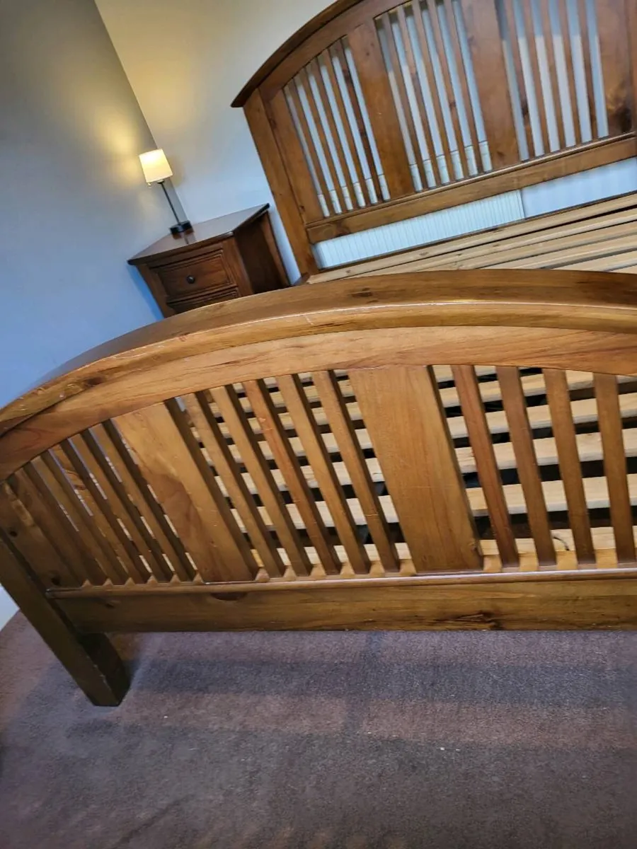 5ft Oak bed & locker - Image 3