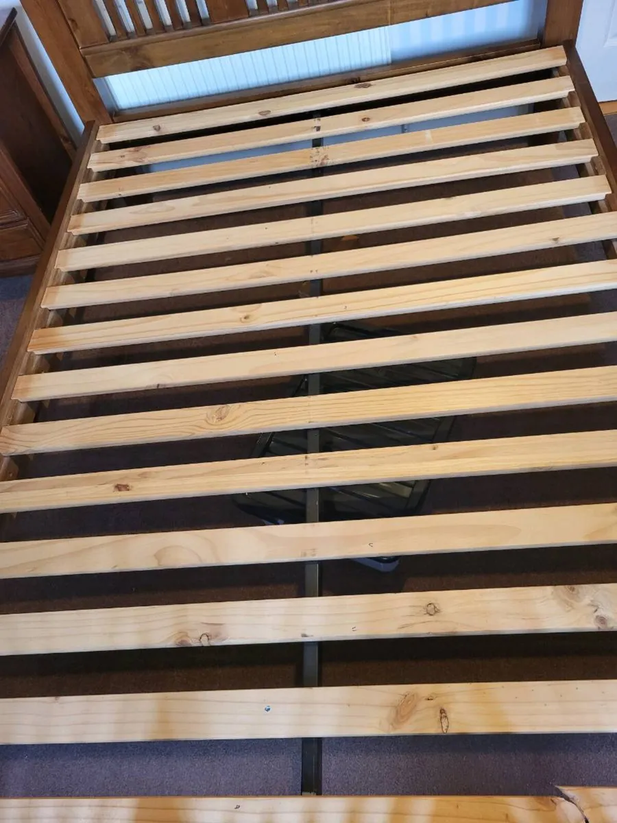 5ft Oak bed & locker - Image 4