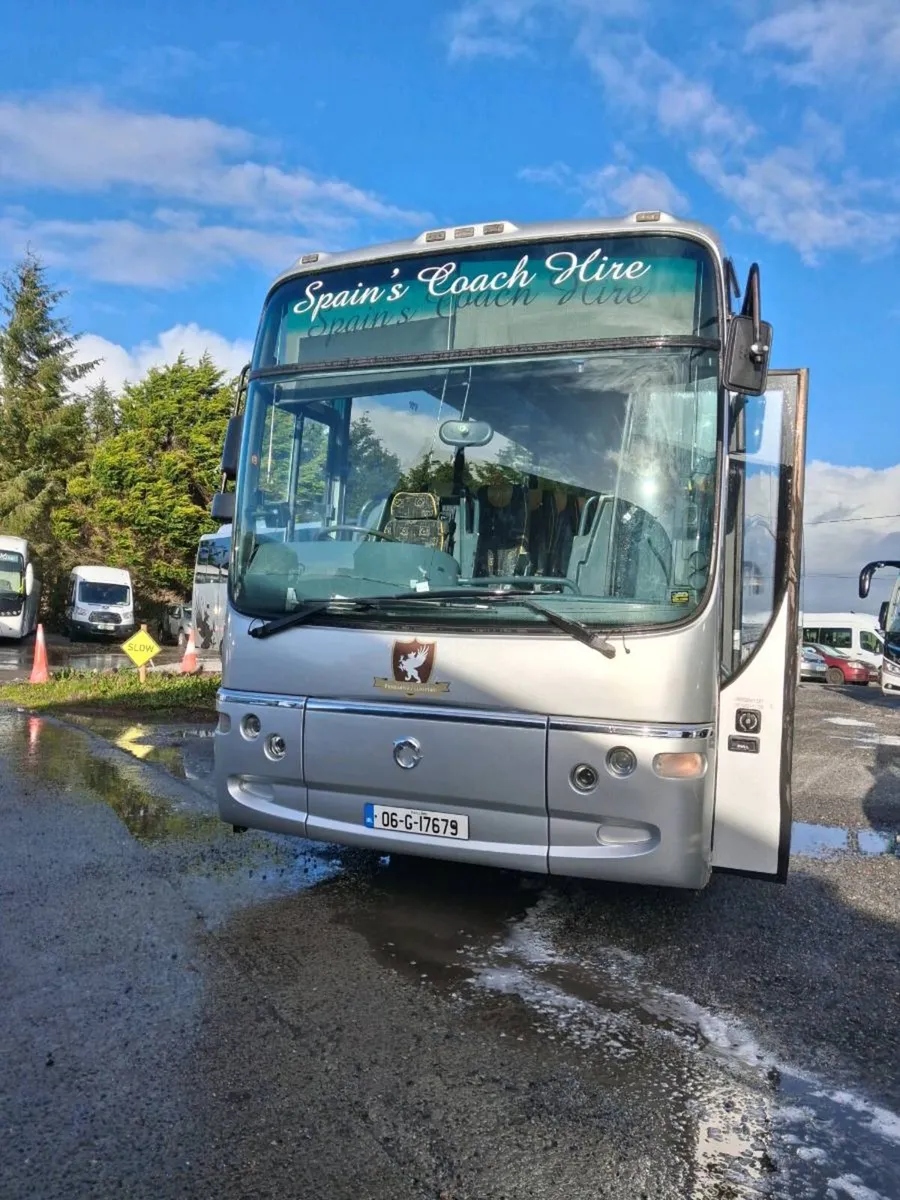 Plaxton 57 Seater - Image 3
