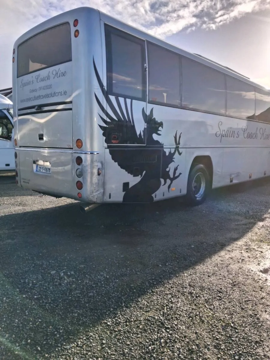 Plaxton 57 Seater - Image 4