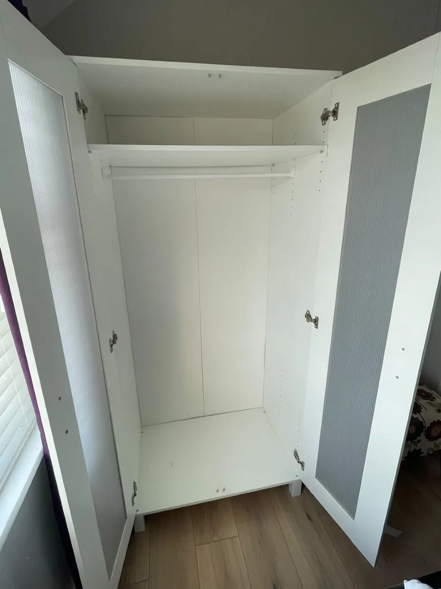 White double wardrobe - Image 3