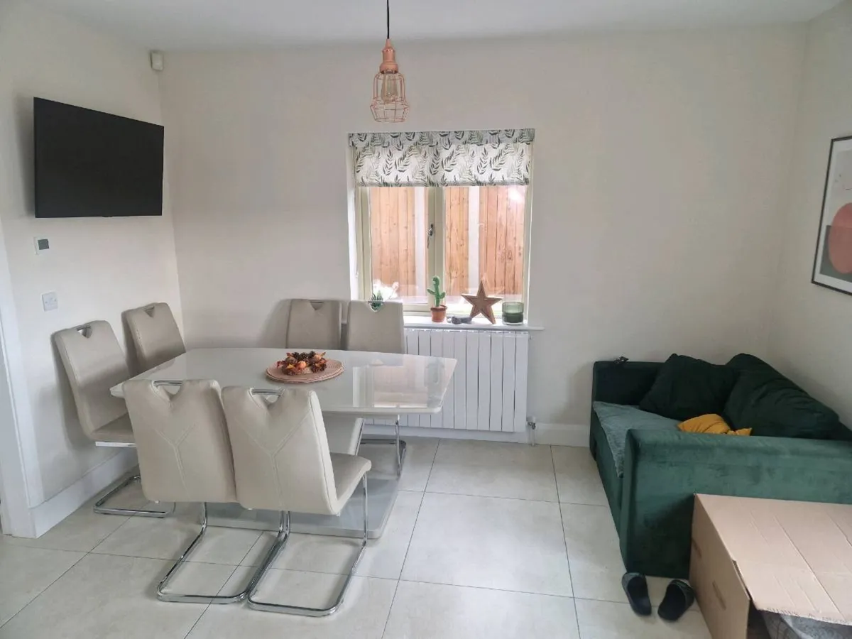 Vicenza extendable Kitchen Table - Image 3