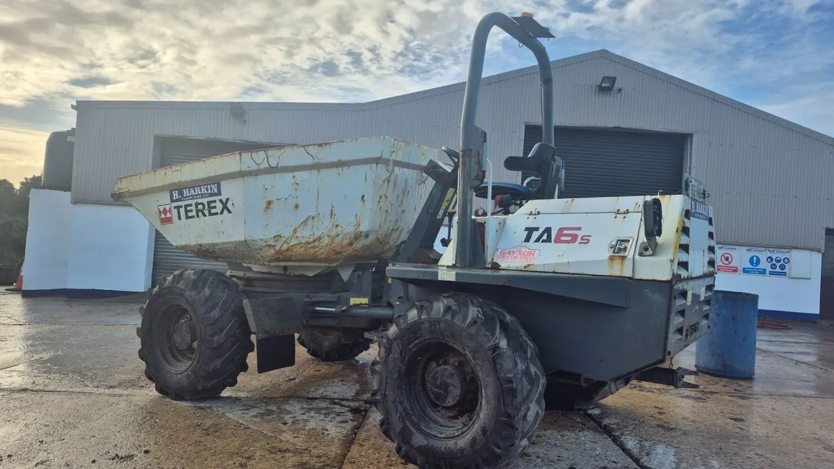 6 Ton Swivel Dumper - Image 3