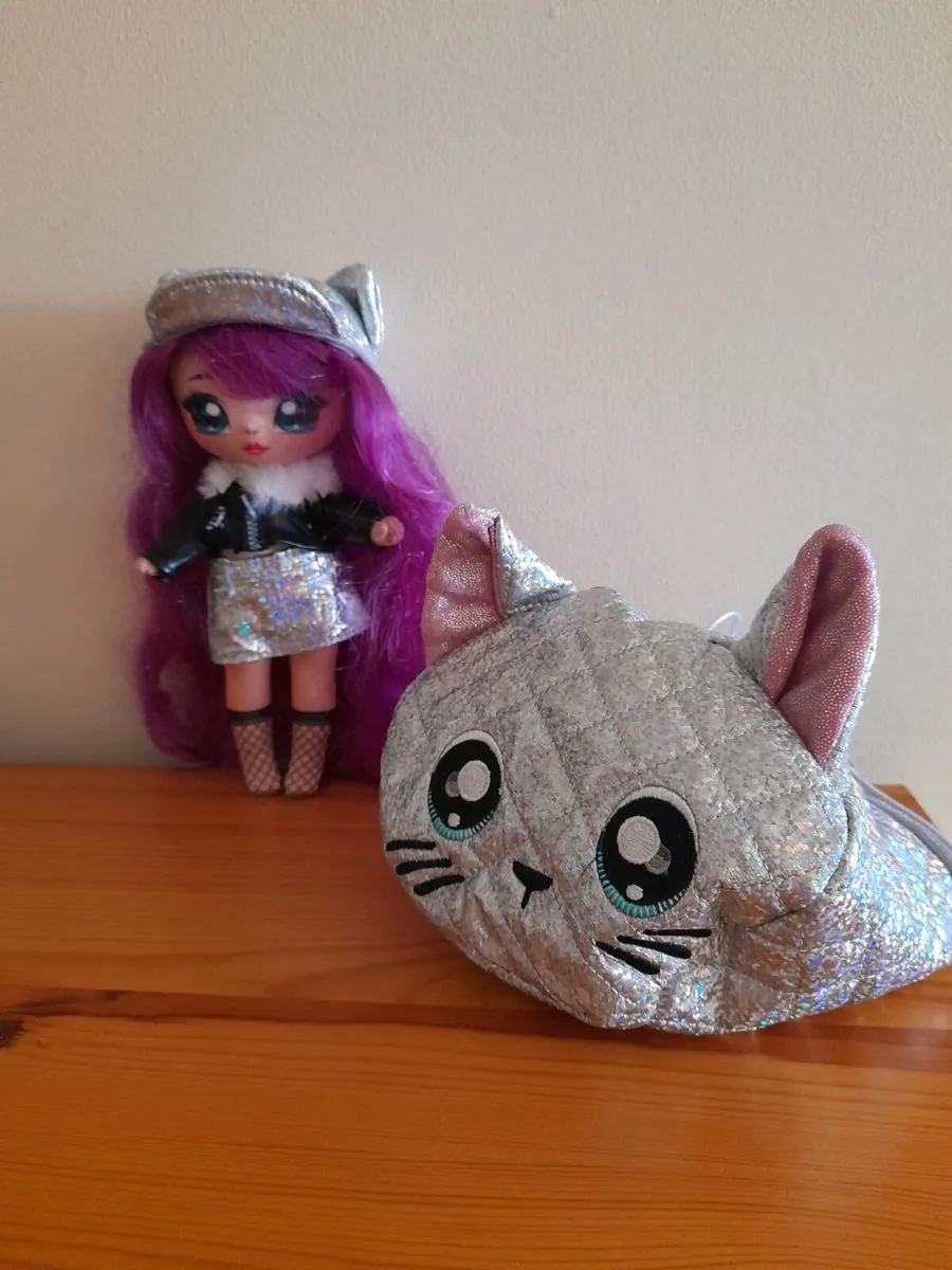 Na Na Surprise Dolls x 2 - Image 1