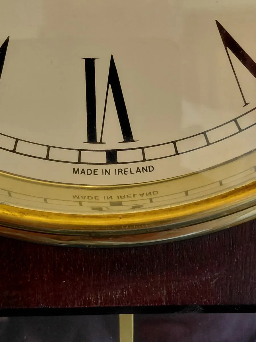 Vintage Original Smithwicks Pub Wall Clock Working - Image 2