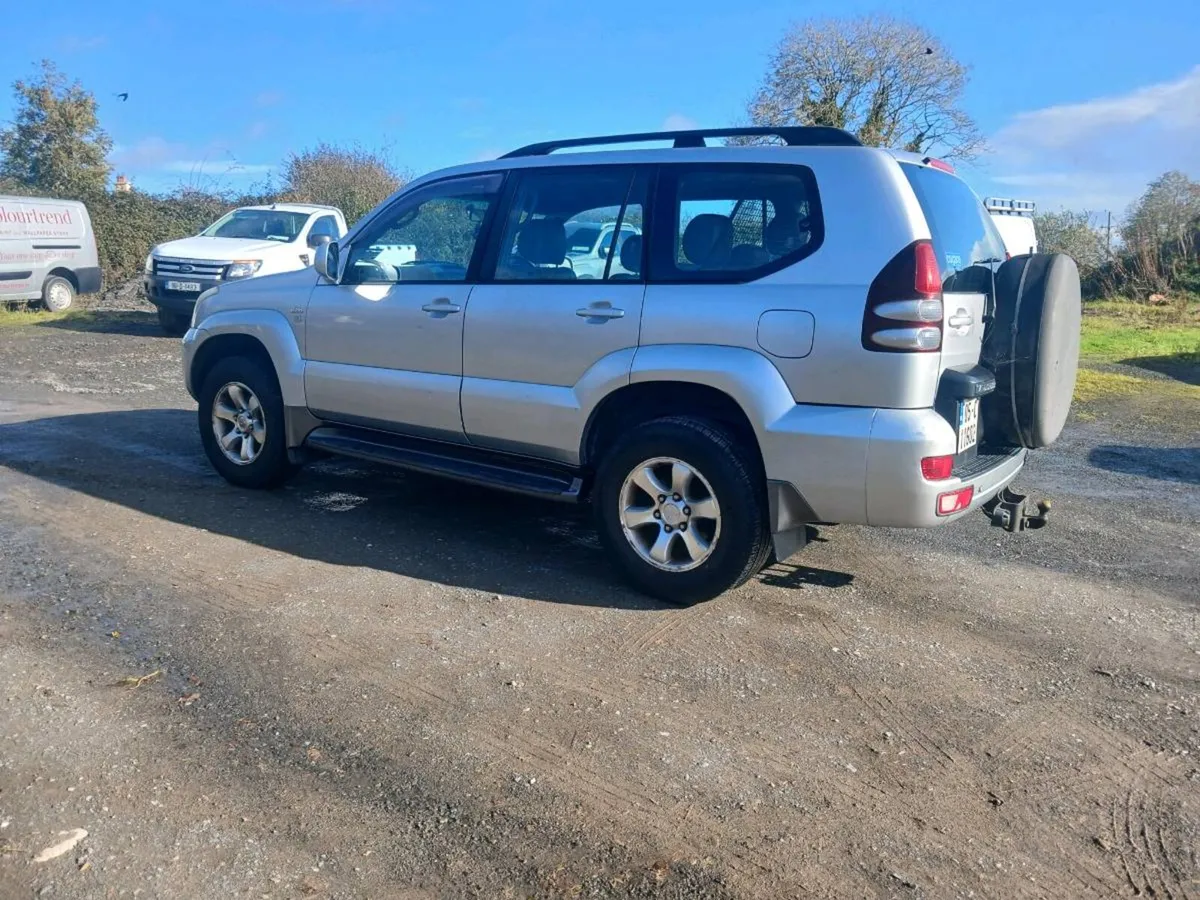 Toyota landcruiser - Image 4