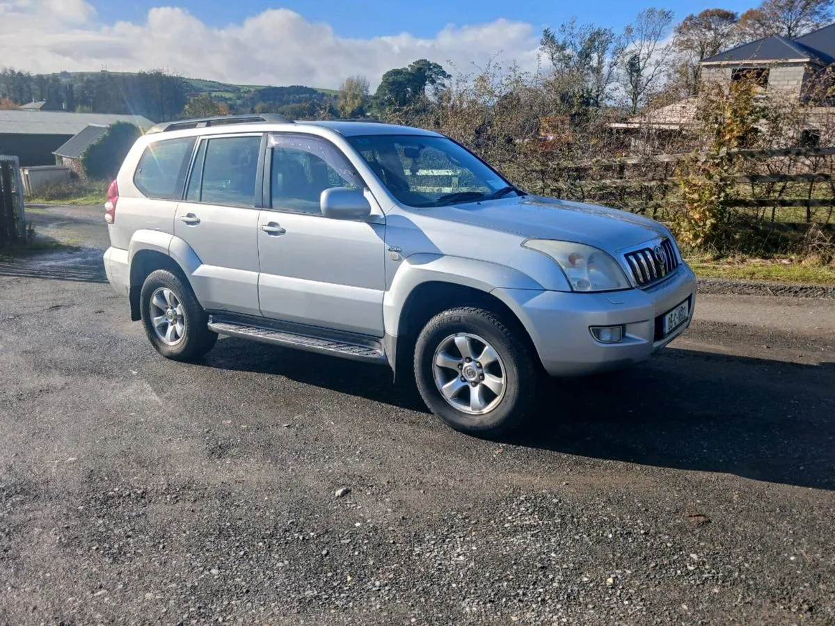 Toyota landcruiser - Image 2