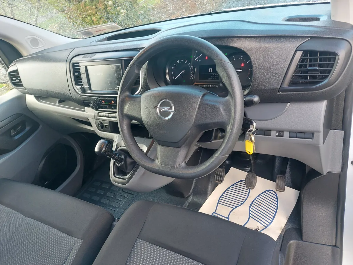 OPEL VIVARO 222' LWB - Image 4
