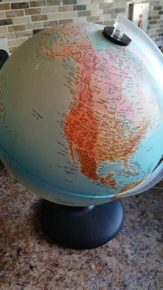 Globe Light - Image 3
