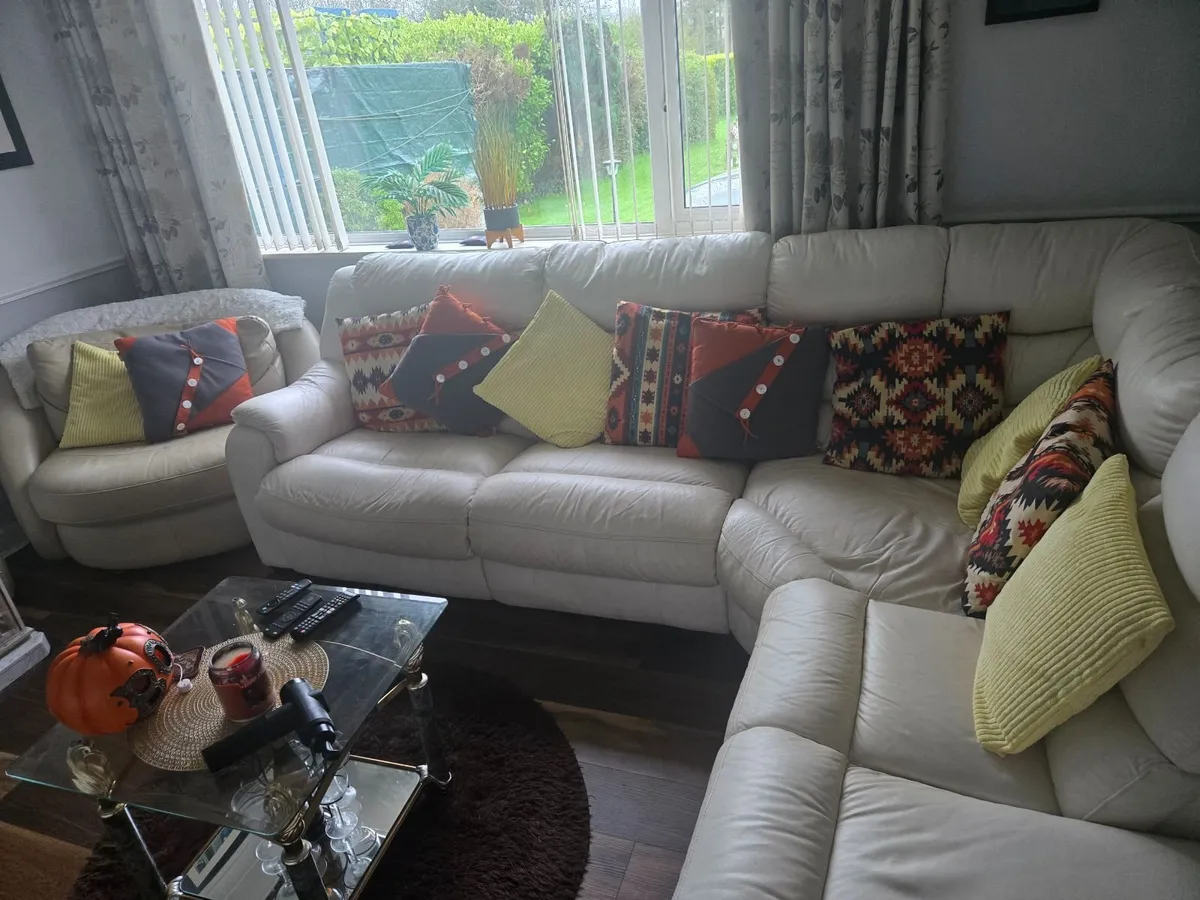Sofas - Image 3