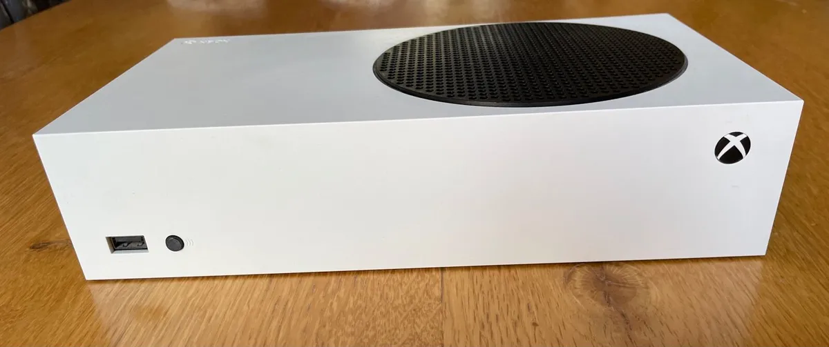 Xbox Series S - Image 2