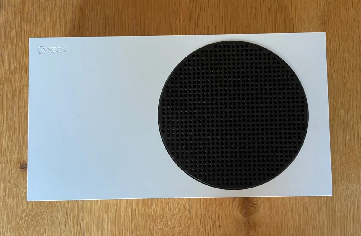 Xbox Series S - Image 4