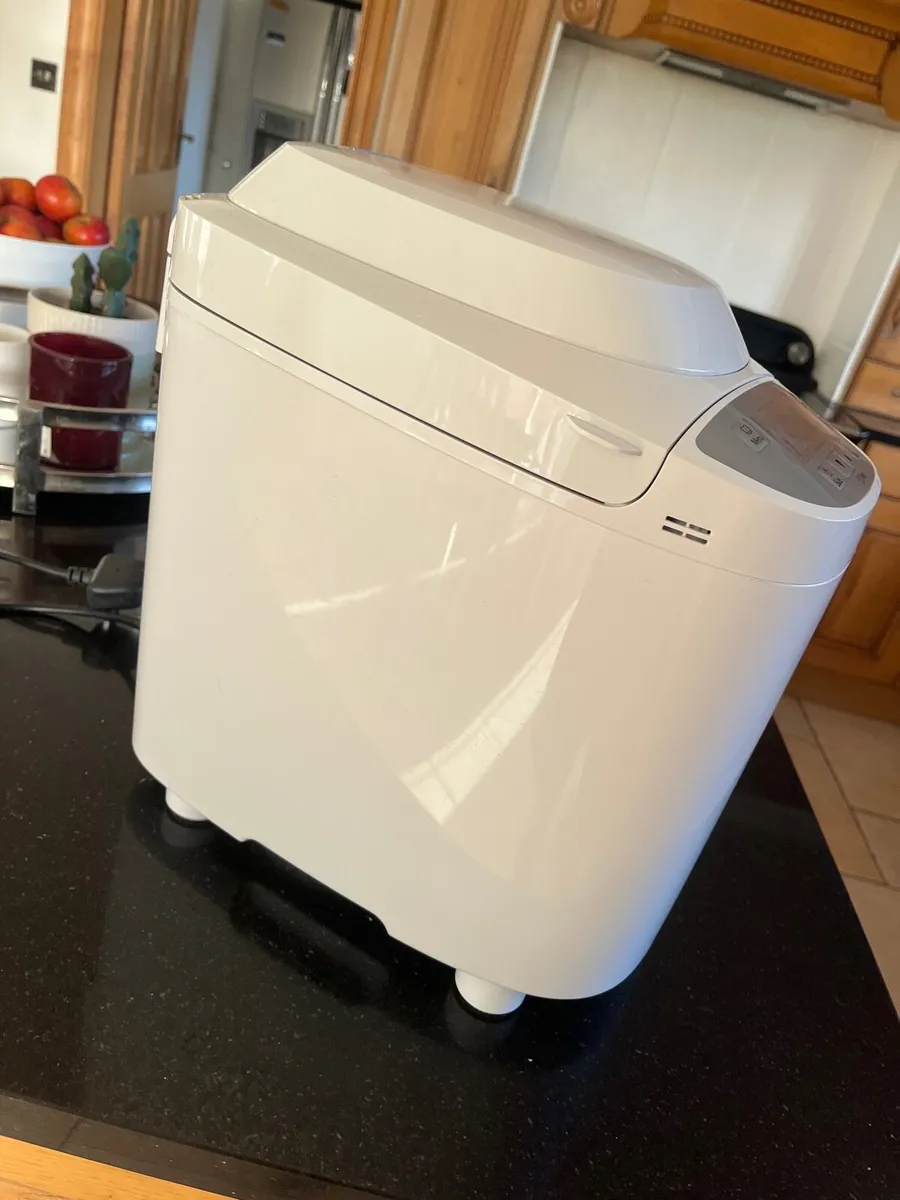 Panasonic automatic bread maker - Image 3