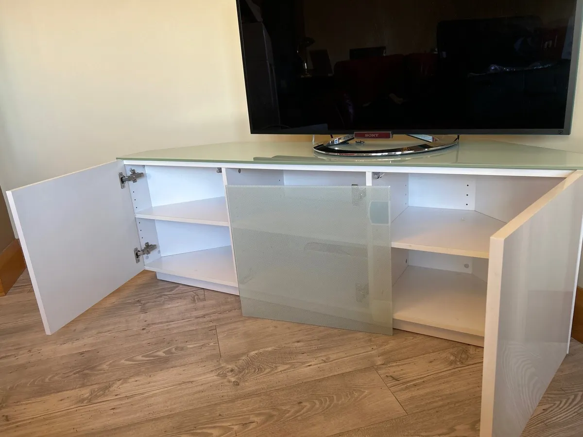 Tv stand - Image 2